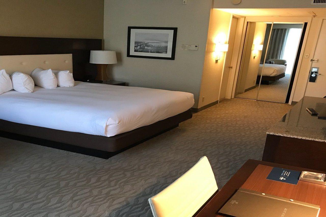 Hotel Hilton Oakland Airport Exterior foto