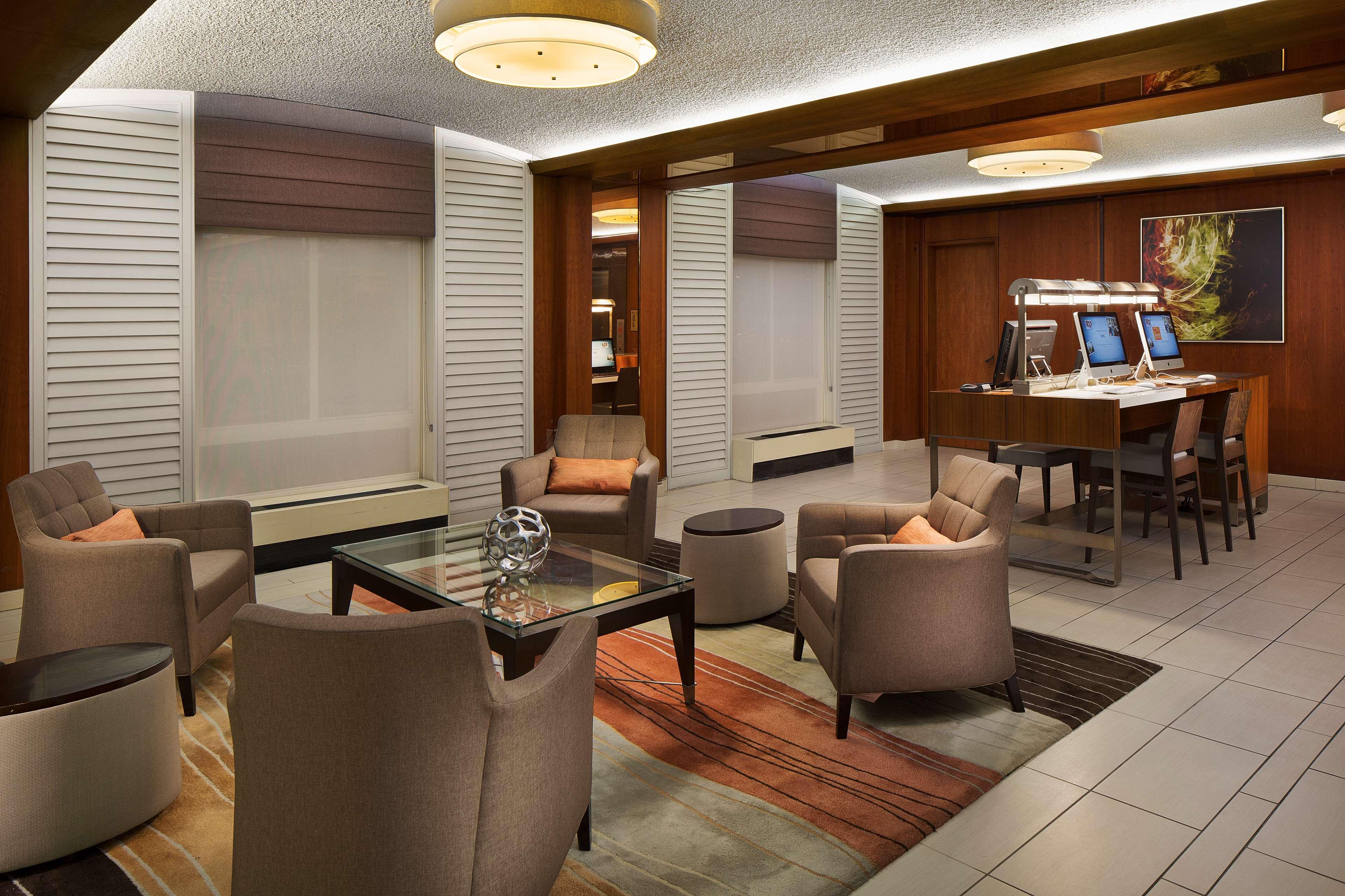 Hotel Hilton Oakland Airport Exterior foto