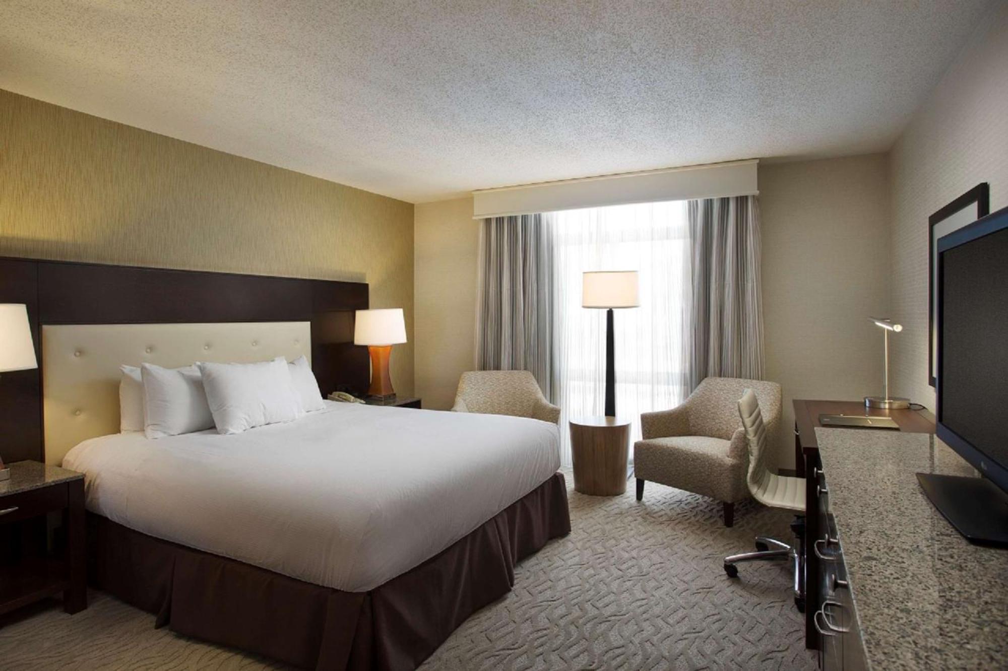 Hotel Hilton Oakland Airport Exterior foto