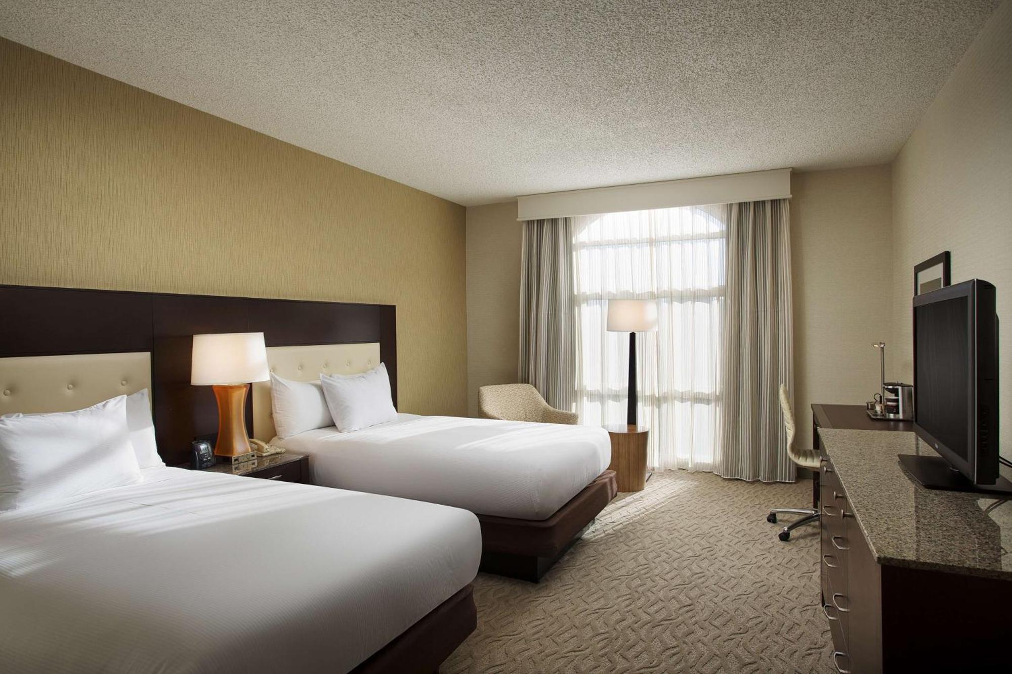 Hotel Hilton Oakland Airport Exterior foto